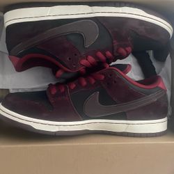 Nike Sb Dunk Low Riot Skateshop