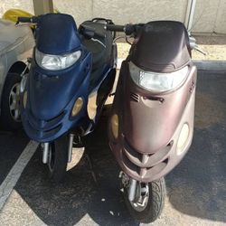Scooters/Mopeds
