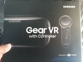 Samsung Gear VR with controller