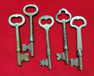 Antique Skeleton Keys