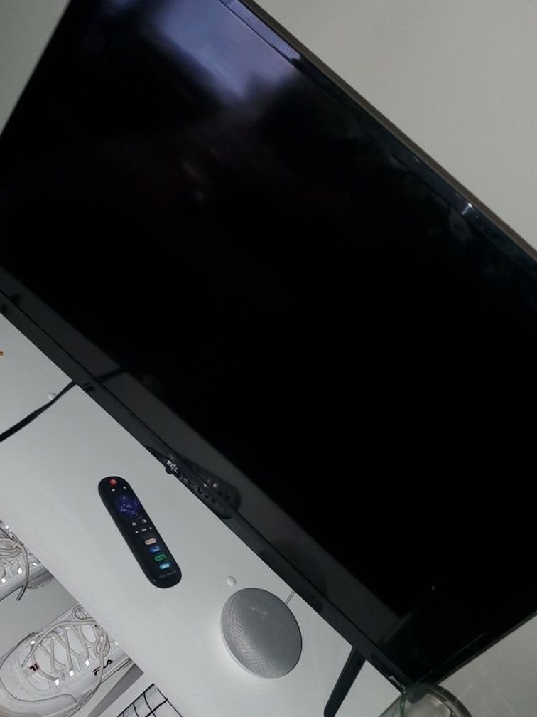 32" Roku TV