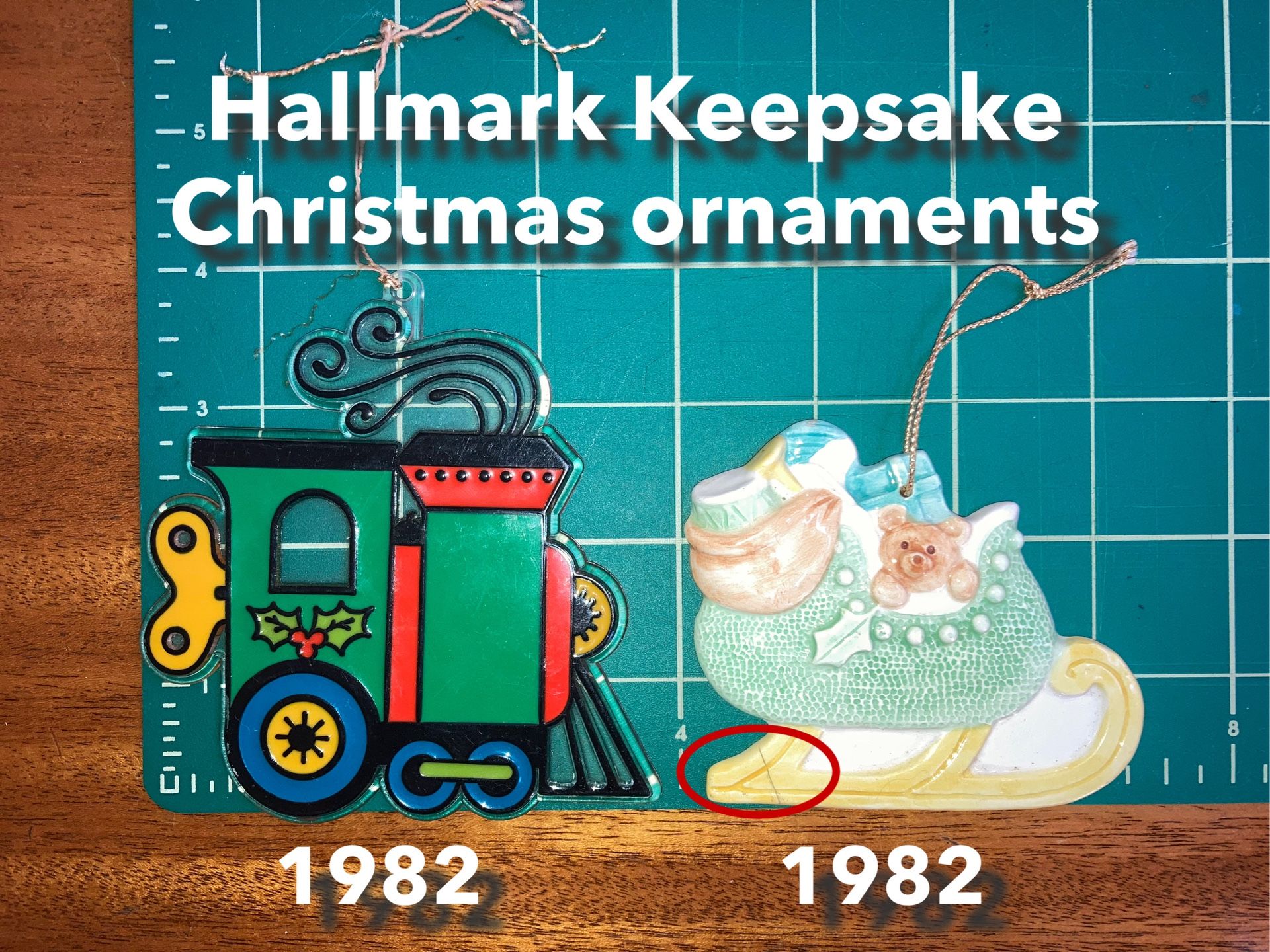 👑Hallmark Keepsake 1982 Christmas Ornaments 