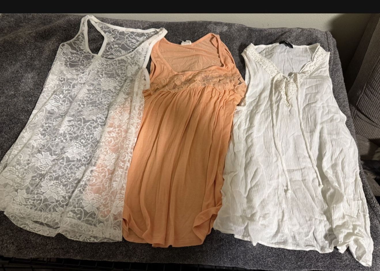 Juniors Tanks Lot Size Lrg