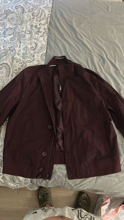 Brand New Tommy Hilfiger Button Up Zipper Jacket , Size Large, Maroon