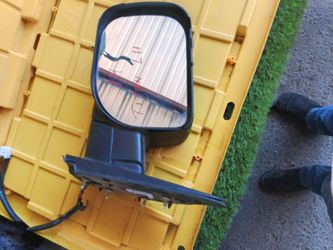 2014 titan side mirror  left side