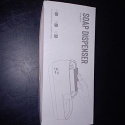 EZ 2-in-1 Sponge Rack Soap Dispenser
White plastic 2-in-1 kitchen soap dispenser 