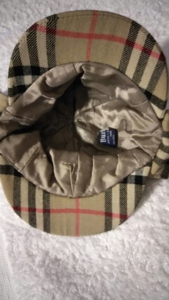 Vintage child Burberry hat.