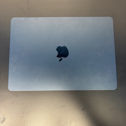MacBook Air M4