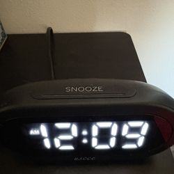 Black Digital Alarm Clock