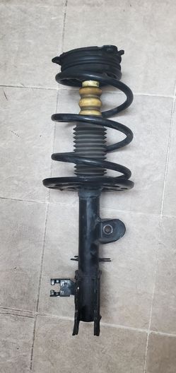 2011-2017 Nissan Quest Strut Front Left