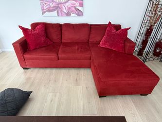 Sofa red