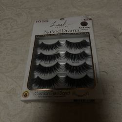 Eyelashes Collection