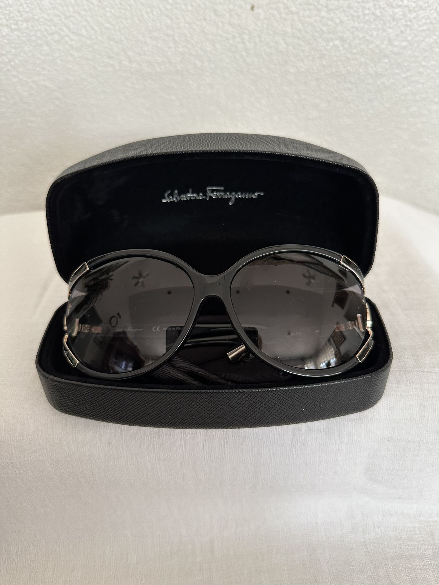 Ferragamo Women Sunglasses