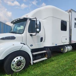 2016 FREIGHTLINER 