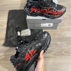 Balenciaga Runner Graffiti 