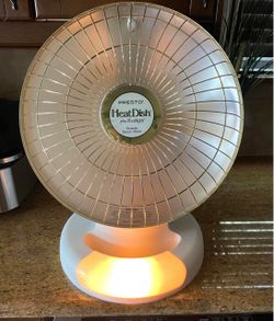 Presto HeatDish Plus Footlight Parabolic Electric Heater