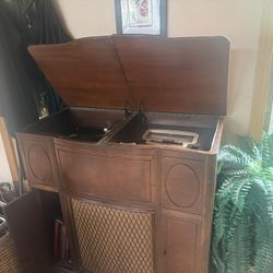 FREE  Stromberg Carlson Radio, And Phonograph 
