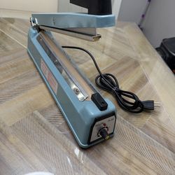 Impulse Sealer