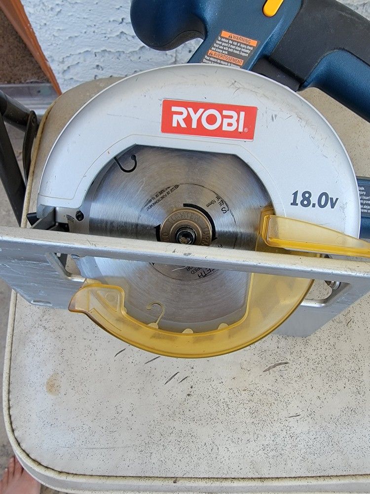 Ryobi 5 1/2 Inch 18 Volt Circular Saw No Battery Tested Works