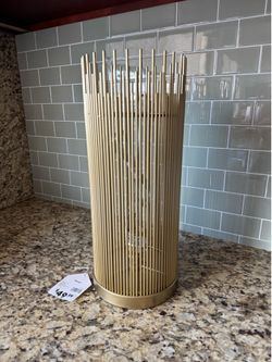 Gold metal plug-in lamp
