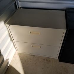HON File Cabinet 