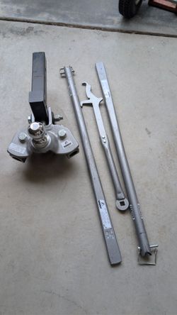 Husky Center Line TS Weight Distribution hitch