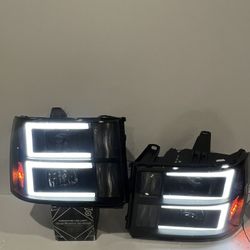GMC Sierra 2007-2013 Headlights 