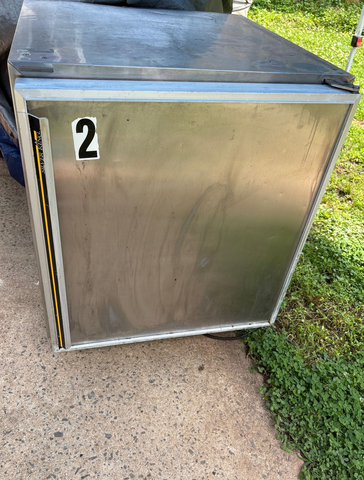 Silver King Commercial Fridge SKR27 - Not Cooling Need Work