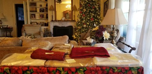 Tablecloths, Napkins,Placemats  Runners