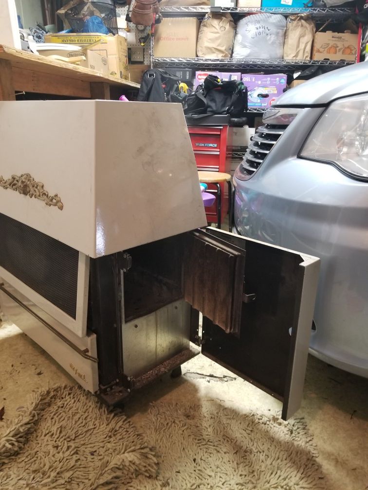 Efel Kamina wood stove for Sale in Seattle, WA OfferUp