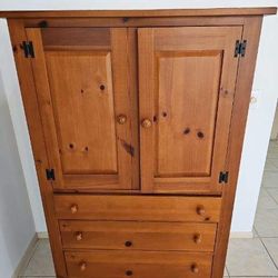 Armoire