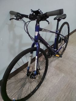 2017 Diamondback insight 2 size Med, like new!