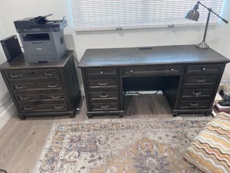 Office furniture desk & file cab