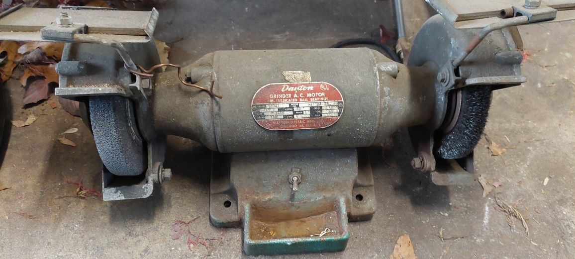 Double Wheel Grinder