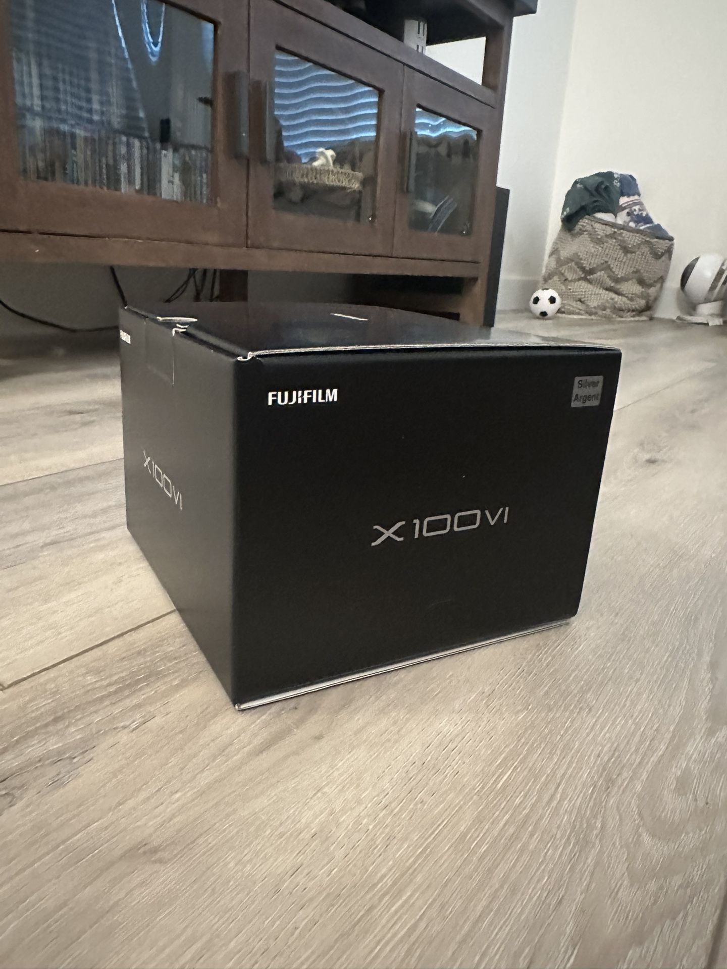 Fujifilm x100VI silver
