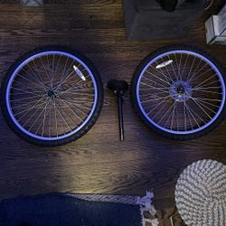 Mountain Bike Wheels And Seat