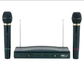 Naxa NAM-984 Dual Handheld Wireless Microphone Starter Kit with Wireless FM Receiver by Naxa Electronics