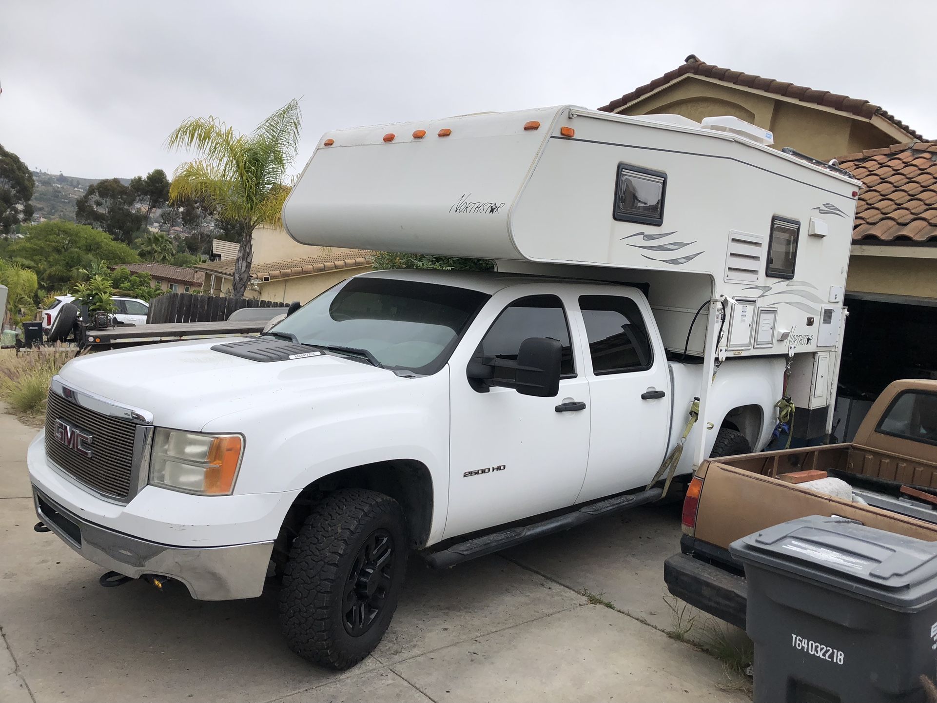 2005 Northstar Laredo SC