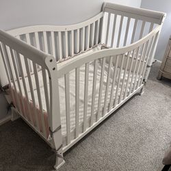 Crib With Mattress 