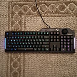 Asus Gaming Keyboard.  Lights Up And Changes Colors 