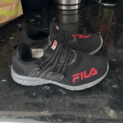 Fila Size 1 Kid Shoes