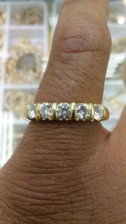 14K GOLD Engagement ring 6.4 grams 1ct vs diamonds very clean