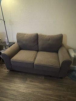 Couch set