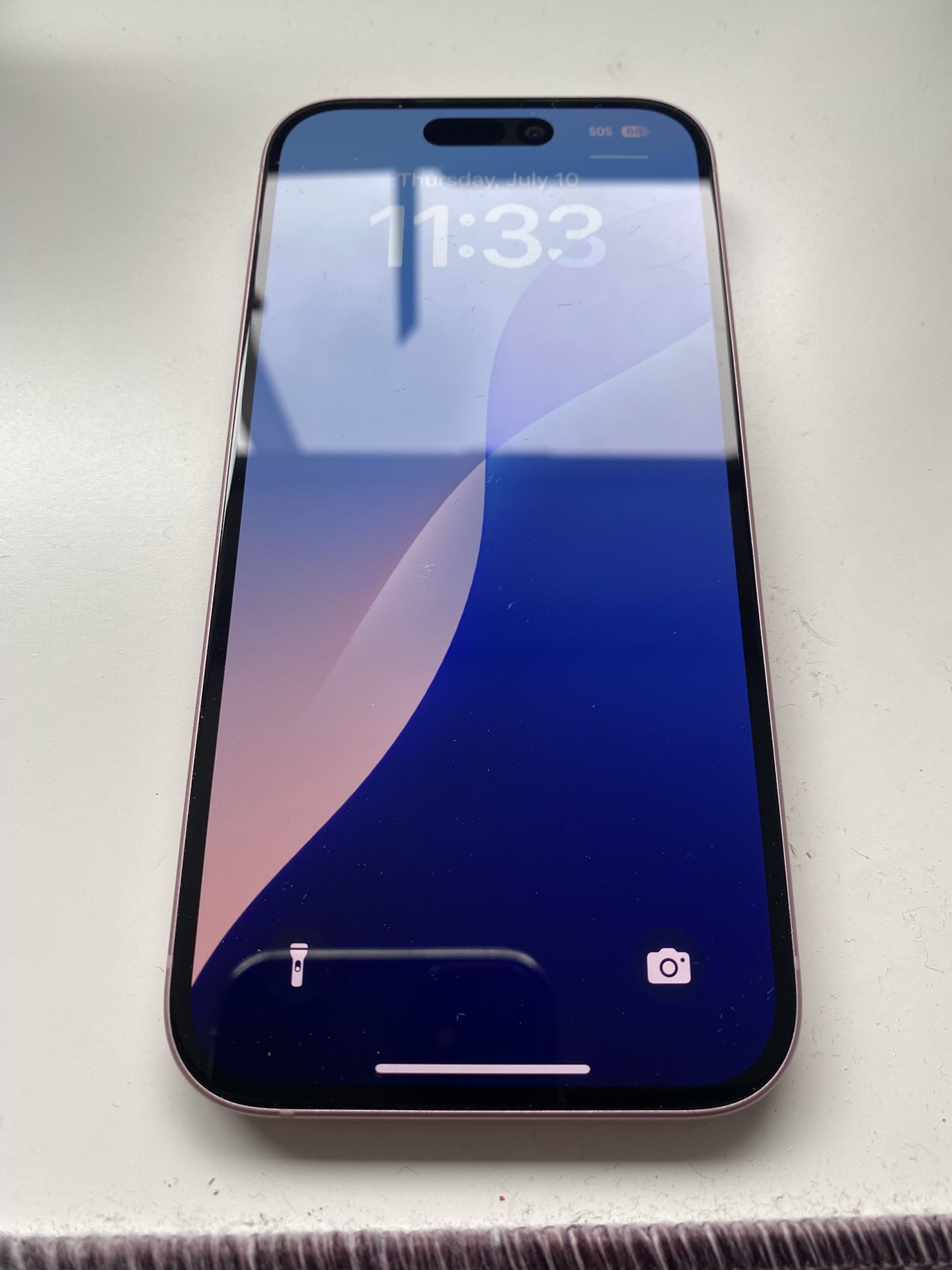 iPhone 15 Pink
