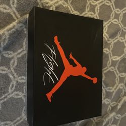 Air Jordan 4 Retro Red Thunder