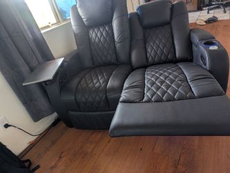 Loveseat electric recliner