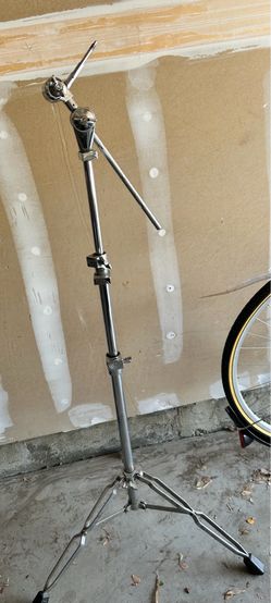 DW Heavy Duty Boom Cymbal Stand