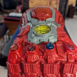 Marvel Avengers Endgame Red Infinity Gauntlet Electronic