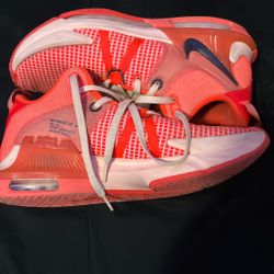 Pink LeBron Basketball Shoes Size 11.5