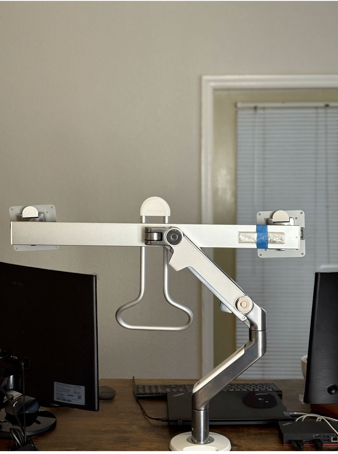 Humanscale Dual Monitor Computer Arm